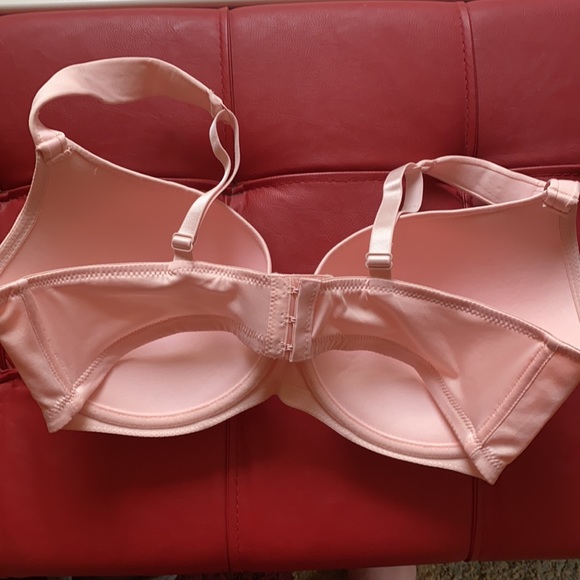 Brand new Adrienne Vittadini 38DD Bra - Picture 2 of 7